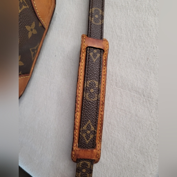 Louis Vuitton Brown Amazon PM Monogram Womens Crossbody Bag - Picture 8 of 16